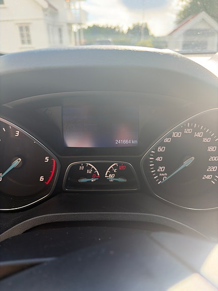 Ford Kuga 10 of 18