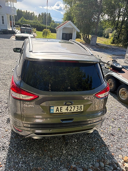 Ford Kuga 3 of 18