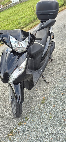Honda NSC 50 3 of 7