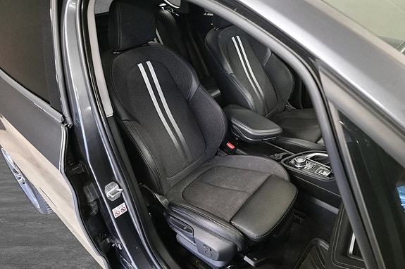 BMW 225xe 24 of 30