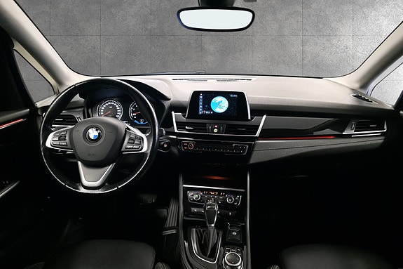 BMW 225xe 19 of 30