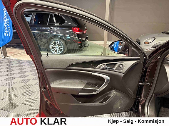 Opel Insignia 23 of 30