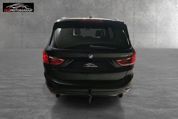 BMW 220d 11 of 30