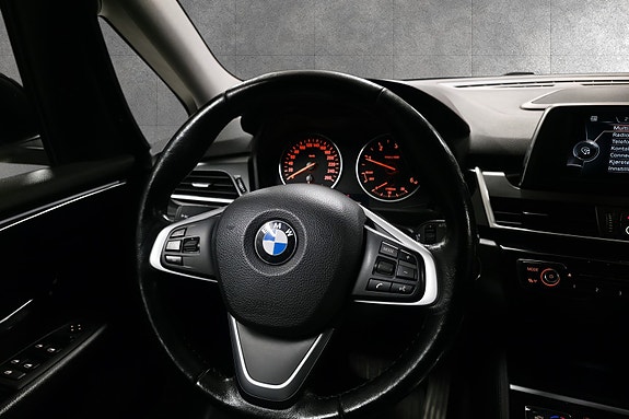 BMW 220d 24 of 30