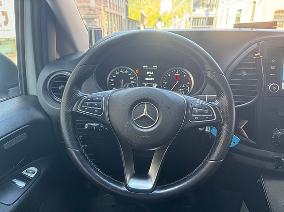 Mercedes-Benz Vito 119 17 of 30