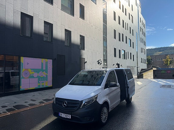 Mercedes-Benz Vito 119 8 of 30