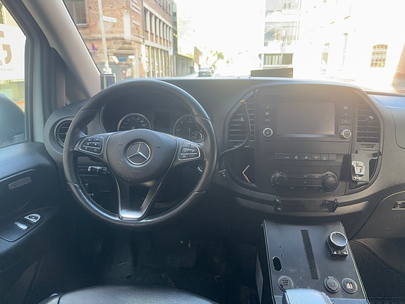 Mercedes-Benz Vito 119 15 of 30