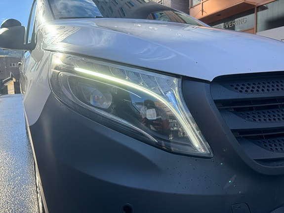 Mercedes-Benz Vito 119 23 of 30