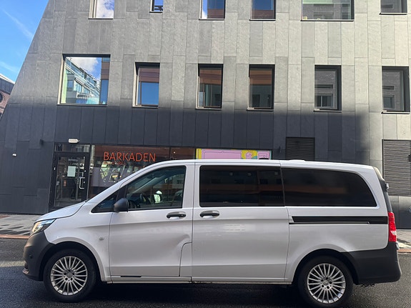 Mercedes-Benz Vito 119 2 of 30
