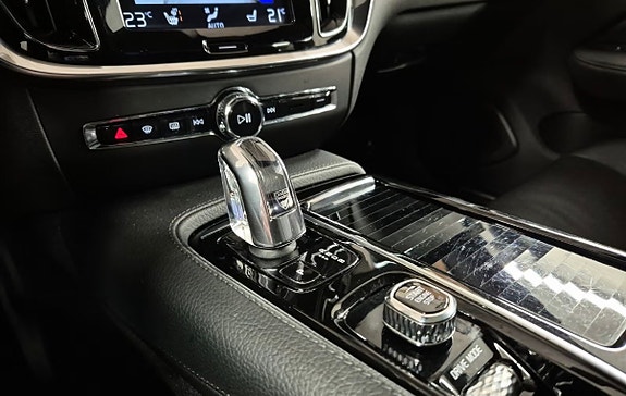 Volvo V60 11 of 14