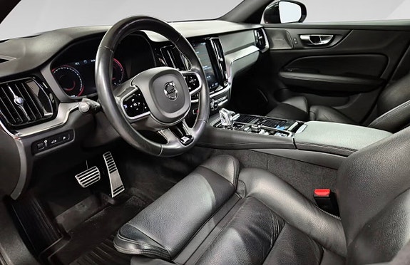 Volvo V60 13 of 14