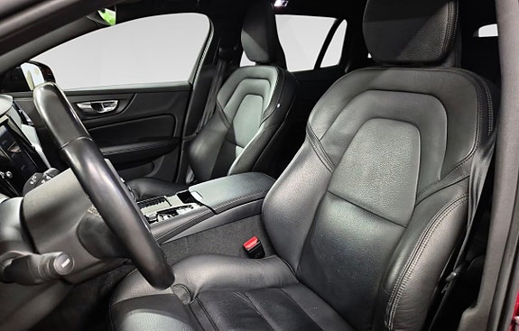 Volvo V60 12 of 14