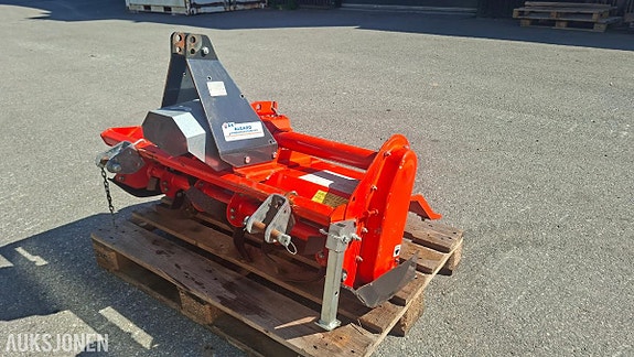 New Holland Boomer 50 med div redskap 30 of 30