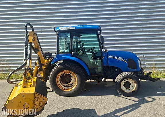 New Holland Boomer 50 med div redskap 2 of 30