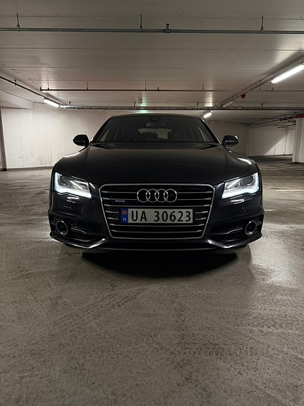 Audi A7 2 of 23