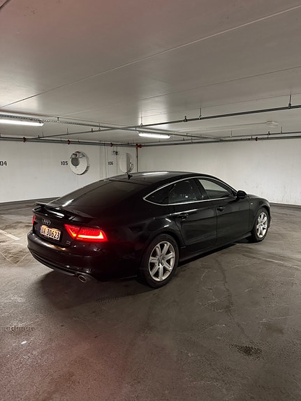 Audi A7 5 of 23