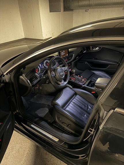 Audi A7 12 of 23