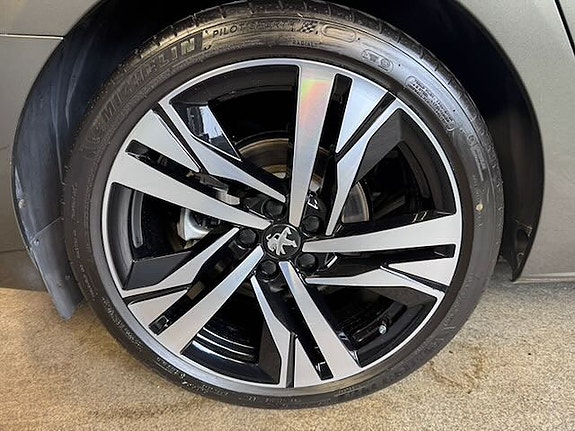 Peugeot 508 18 of 23