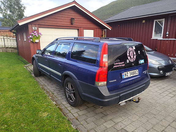 Volvo XC70 11 of 30