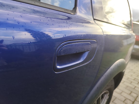 Volvo XC70 26 of 30