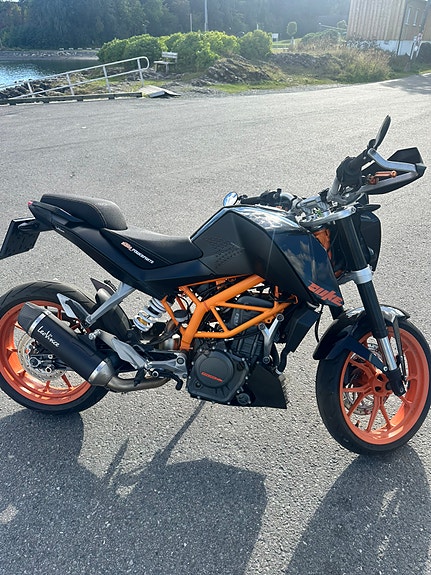 KTM 390 Duke 7 of 9
