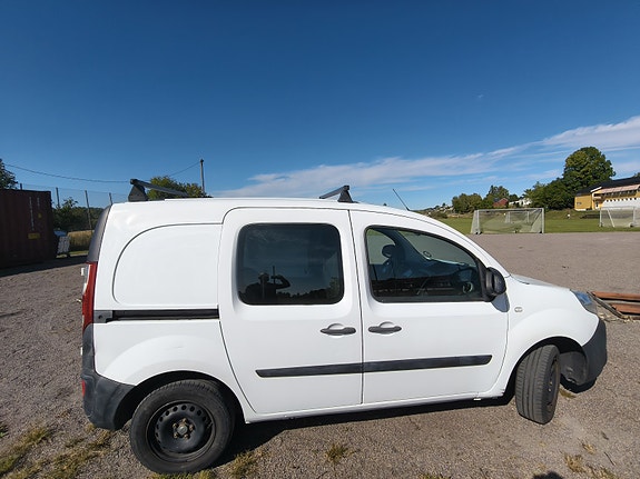 Renault Kangoo Express 17 of 23