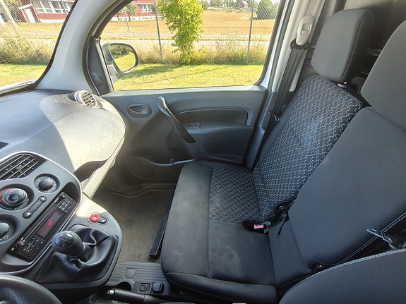 Renault Kangoo Express 19 of 23