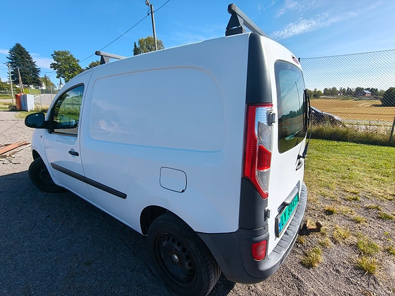 Renault Kangoo Express 11 of 23