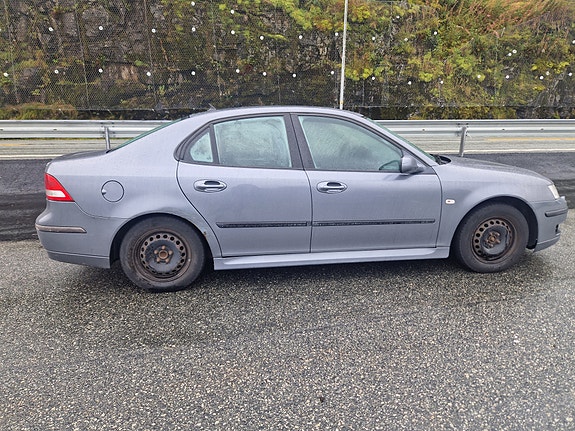 Saab 9-3 2 of 13