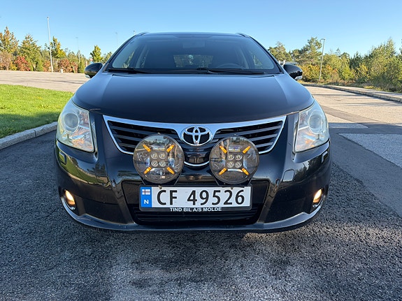 Toyota Avensis 8 of 24