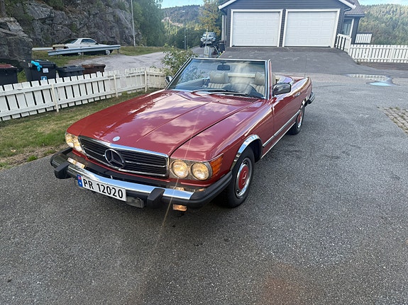 Mercedes-Benz 450 SL 2 of 16