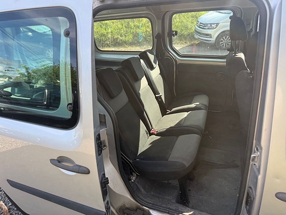 Renault Express 11 of 13