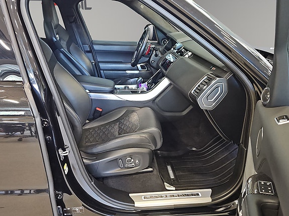 Land Rover Range Rover Sport 20 of 30