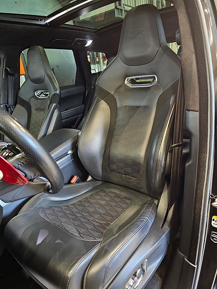 Land Rover Range Rover Sport 19 of 30