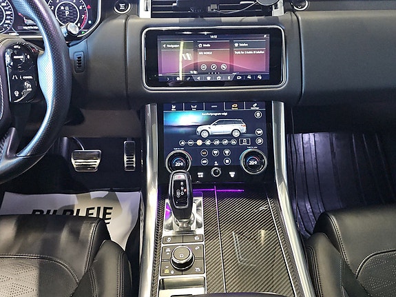 Land Rover Range Rover Sport 26 of 30