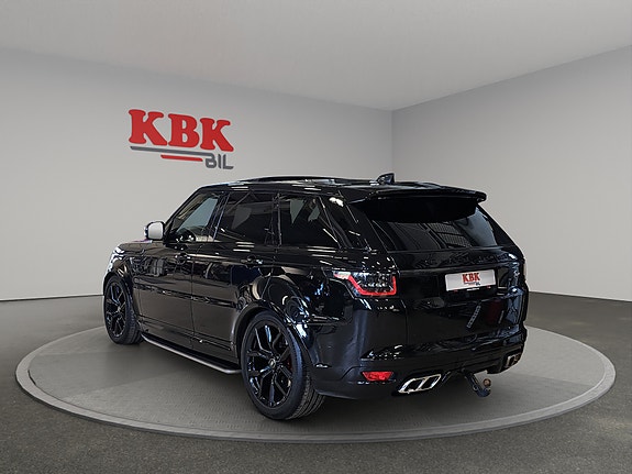 Land Rover Range Rover Sport 8 of 30