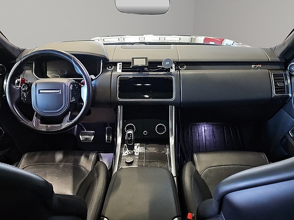 Land Rover Range Rover Sport 24 of 30