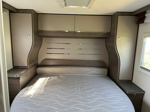 Challenger 348XLB Ford Graphite M20 - RESERVERT 24 of 30
