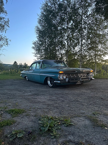 Chevrolet Bel Air 4 of 28