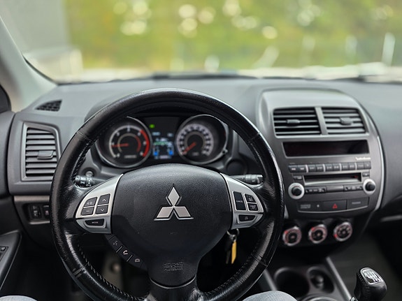 Mitsubishi ASX 15 of 24