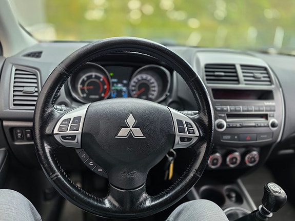 Mitsubishi ASX 19 of 24