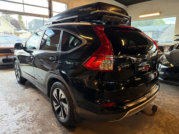 Honda CR-V 3 of 13