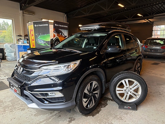 Honda CR-V 2 of 13