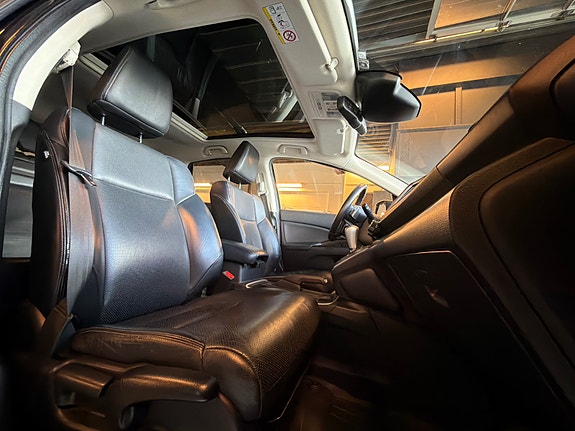 Honda CR-V 13 of 13