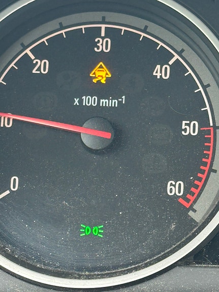 Opel Astra 3 of 9
