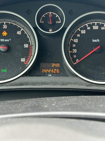 Opel Astra 2 of 9