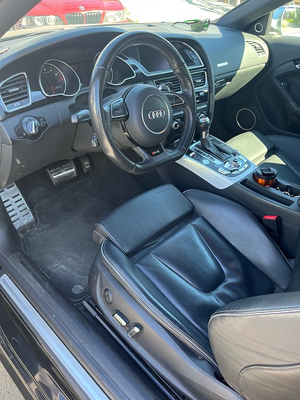 Audi RS5 8 of 24