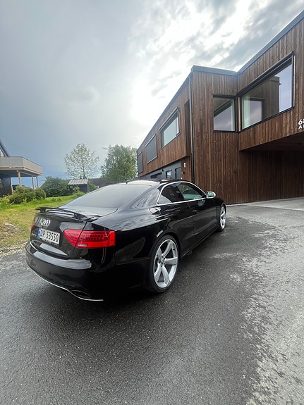 Audi RS5 2 of 24
