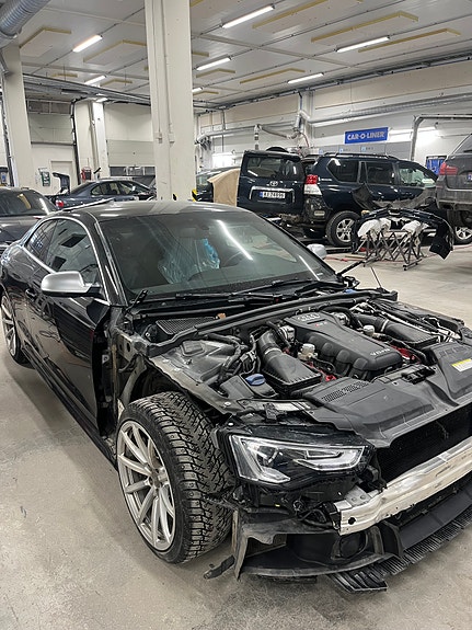 Audi RS5 18 of 24
