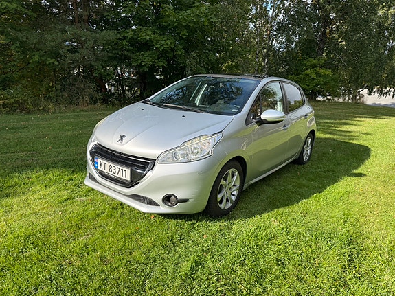 Peugeot 208 15 of 15